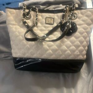 Anne Klein 2-tone large tote style purse